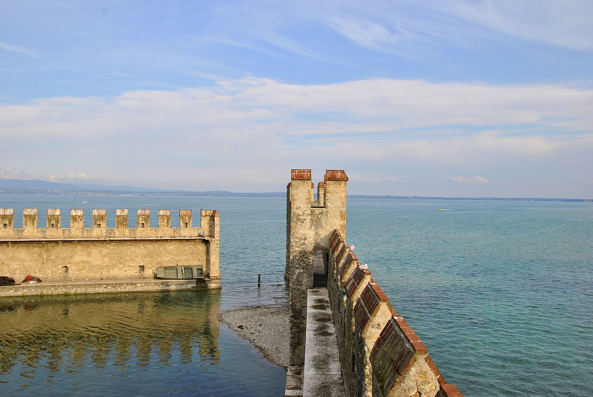 Nikon D3000 sample photo. Beautiful italy - sirmione photography