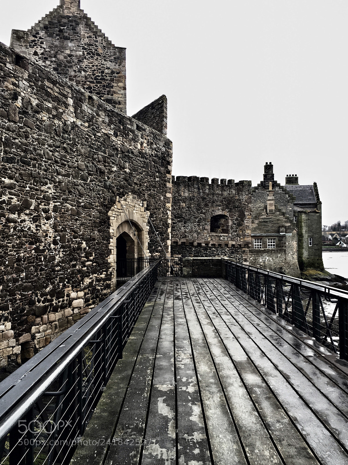 Apple iPhone 6s sample photo. Castles photography