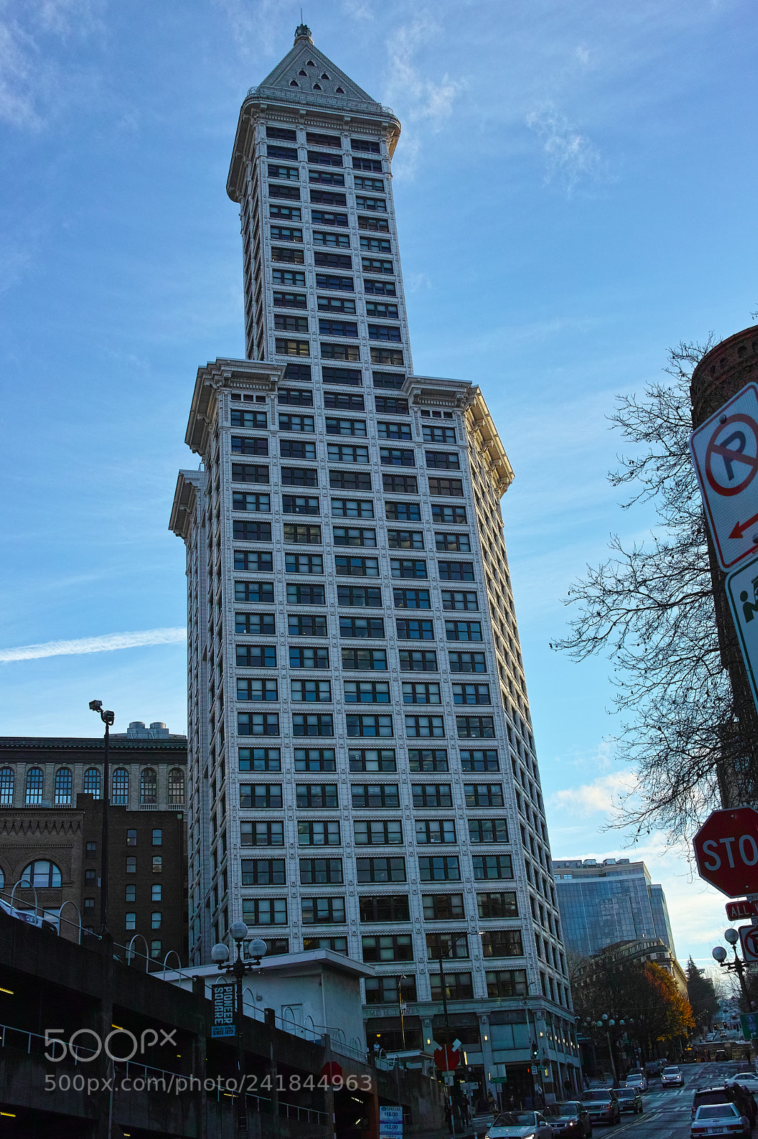Sigma DP1 Merrill sample photo. Tallest building west of photography