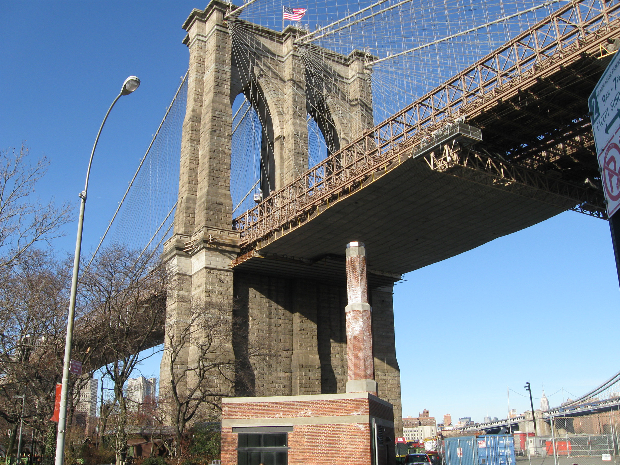 Canon PowerShot A590 IS sample photo. Under the bridge photography