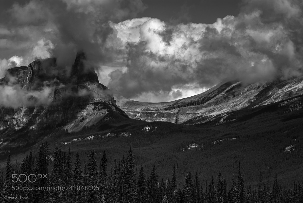 Nikon D200 sample photo. Castle mountain clouds photography