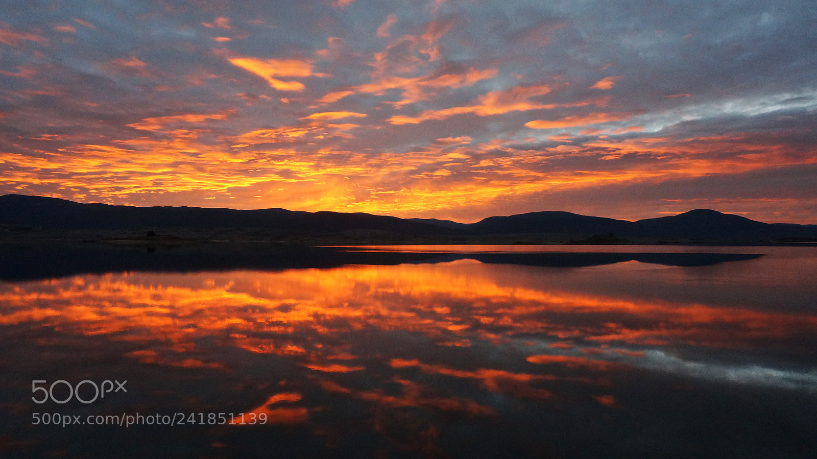 Sony Alpha NEX-5T sample photo. Jindabyne sunset photography
