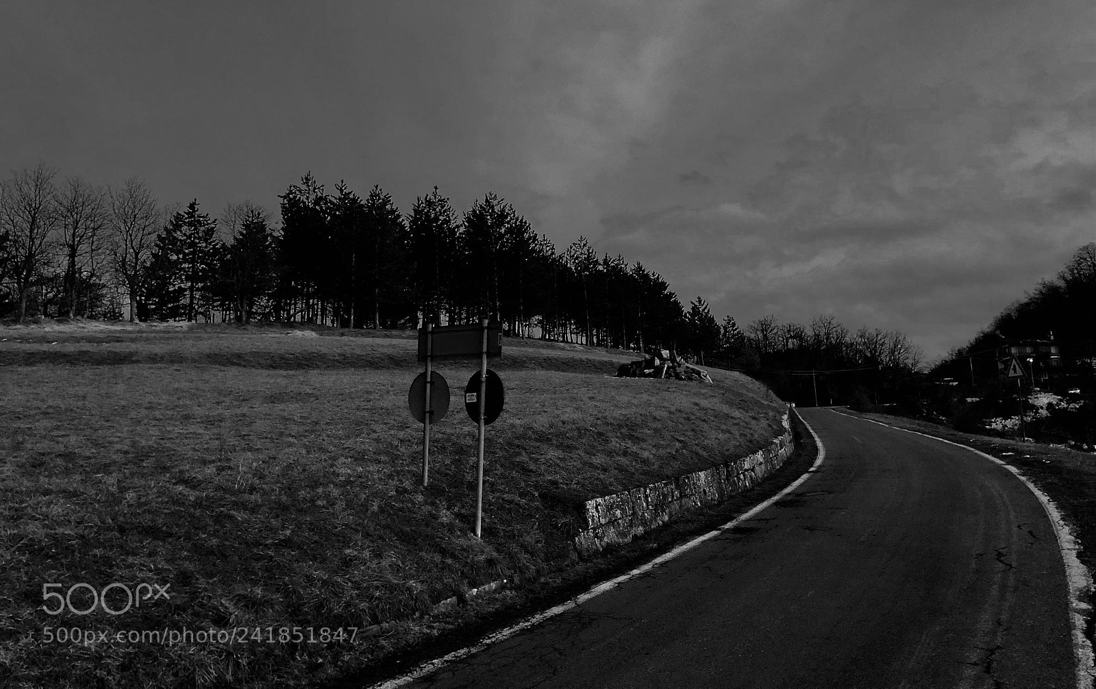 Apple iPhone X sample photo. Where is the snow? photography