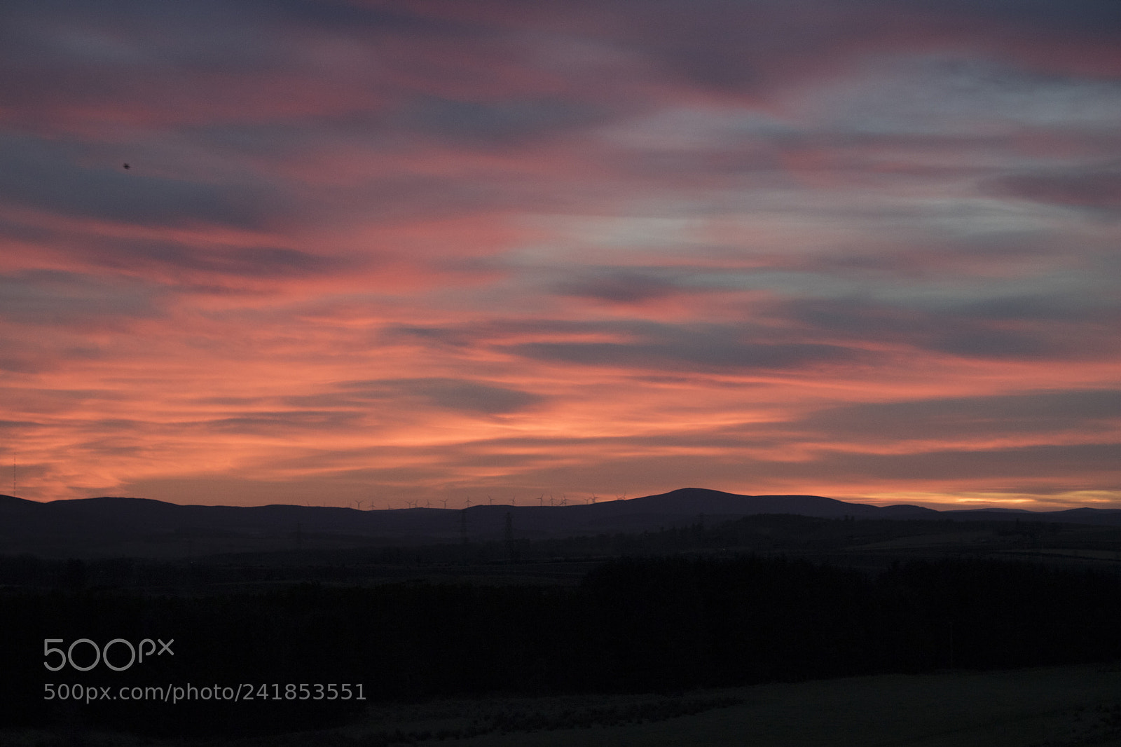 Canon EOS 750D (EOS Rebel T6i / EOS Kiss X8i) sample photo. Dusk sky over landscape photography