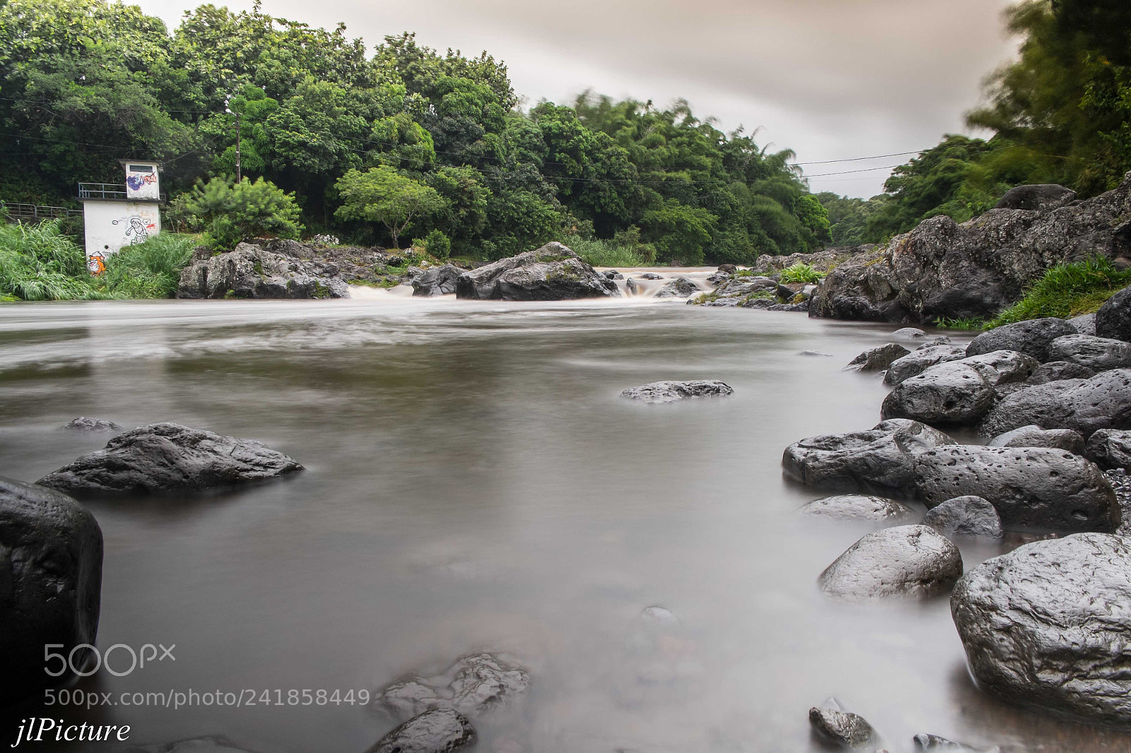 Fujifilm X-E1 sample photo. River after rain photography