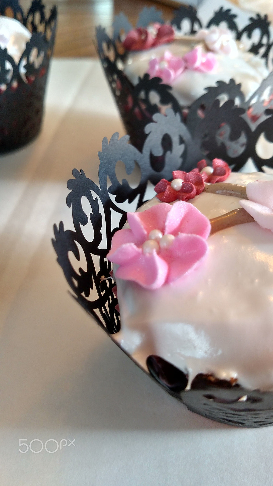 Motorola Droid Turbo sample photo. Cupcake photography