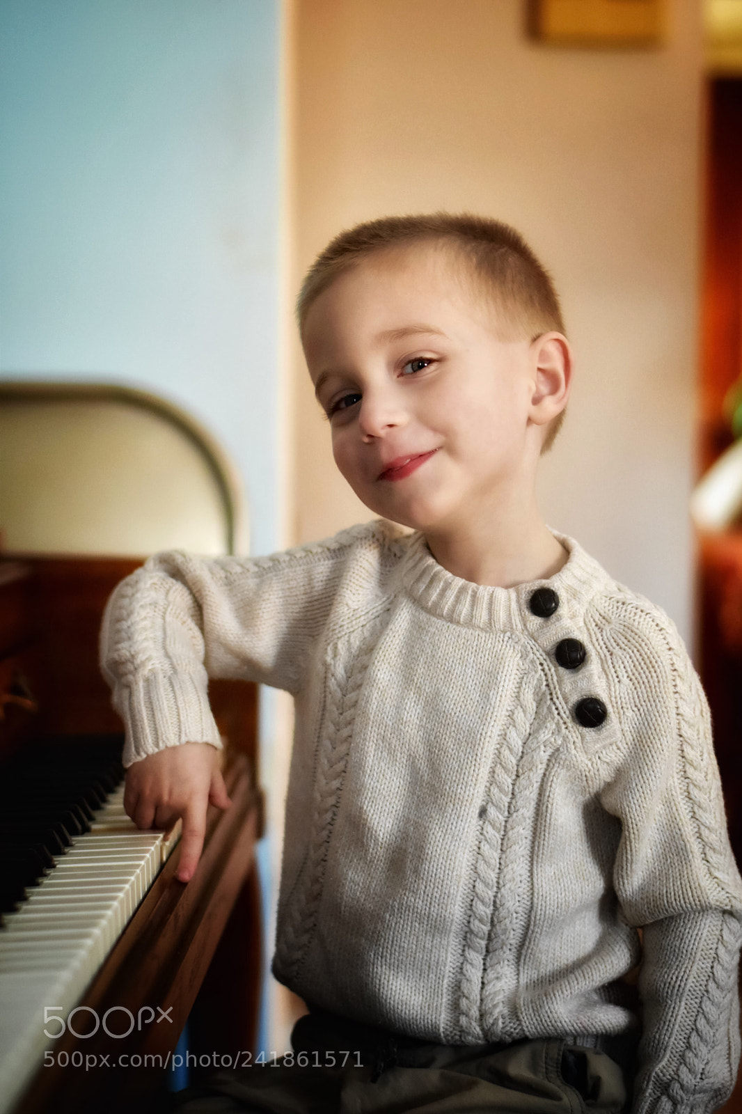 Nikon D5600 sample photo. The piano man photography