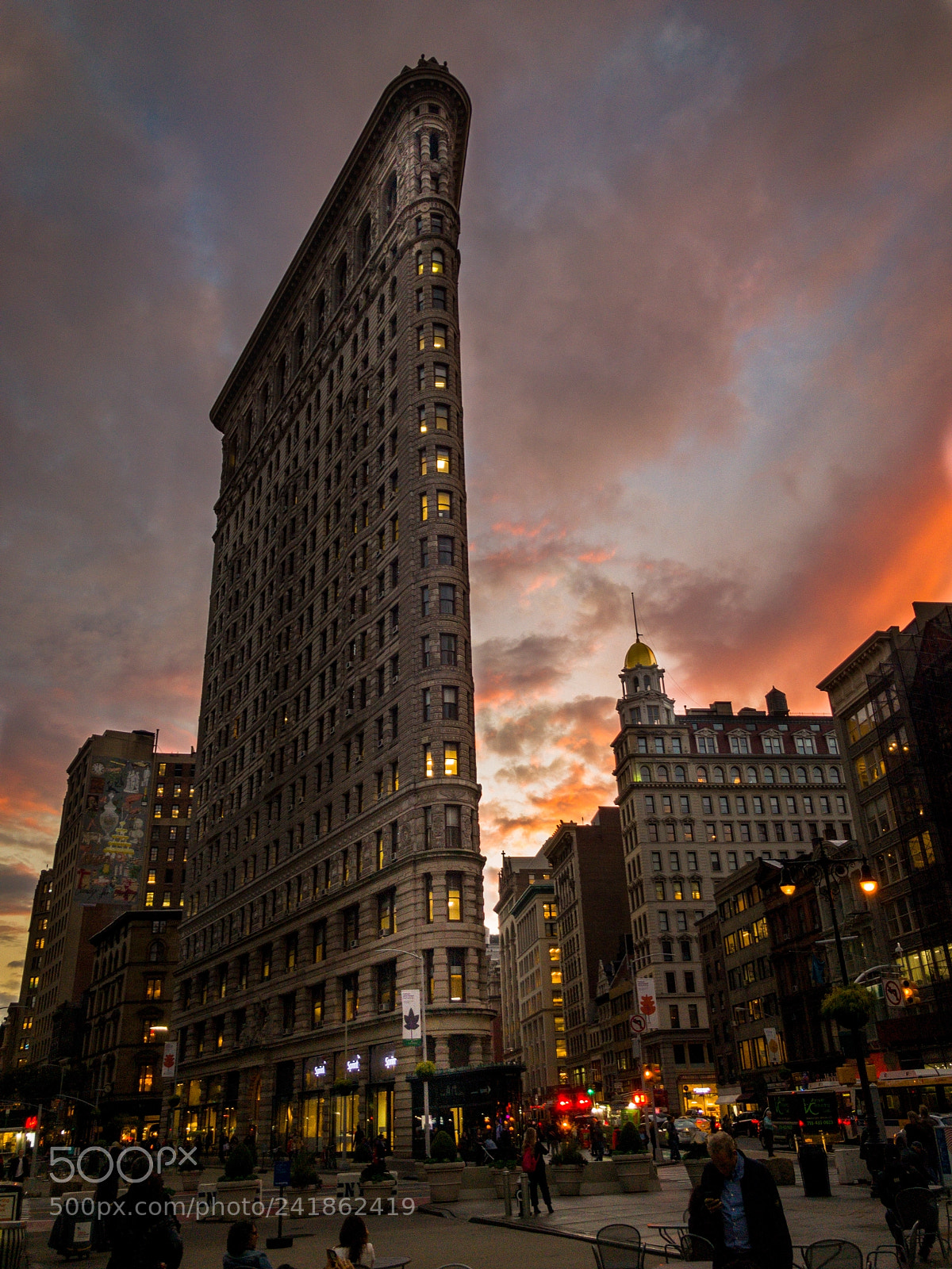 Apple iPhone sample photo. Flatiron building at sunset photography