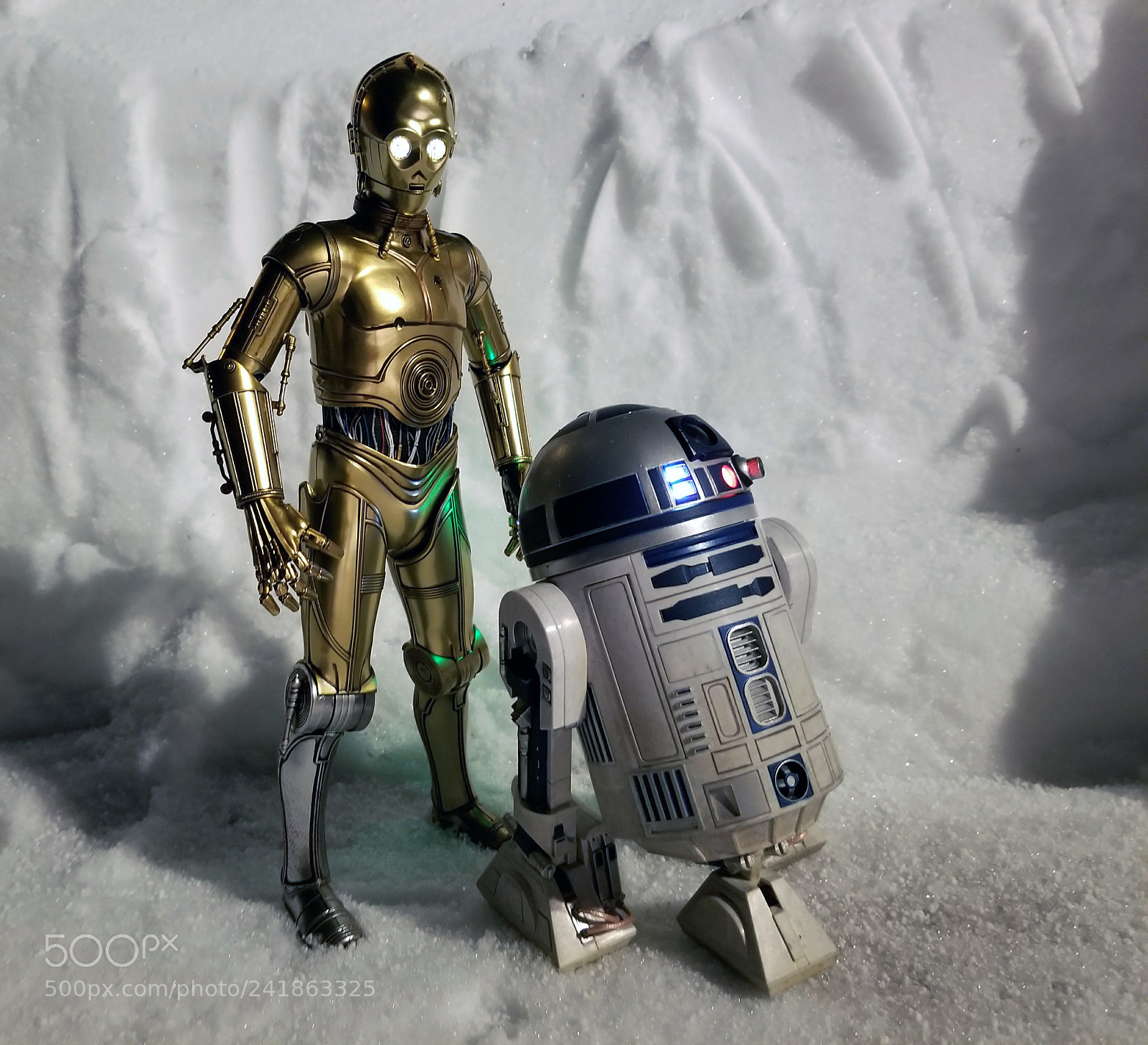 Samsung Galaxy S8 sample photo. Droids in echo base photography