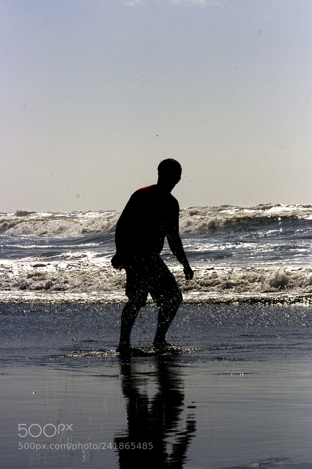 Canon EOS 400D (EOS Digital Rebel XTi / EOS Kiss Digital X) sample photo. Surfer wannabe photography