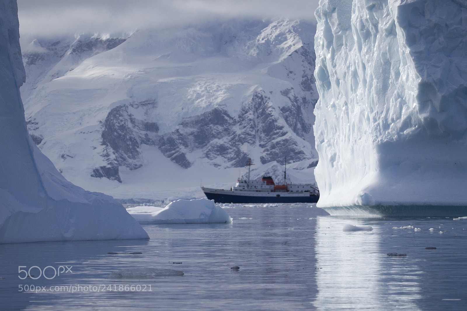 Canon EOS-1D Mark IV sample photo. Hielo antartico photography