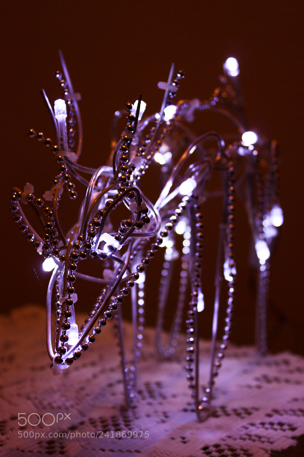 Canon EOS 450D (EOS Rebel XSi / EOS Kiss X2) sample photo. Glowing reindeer made of photography
