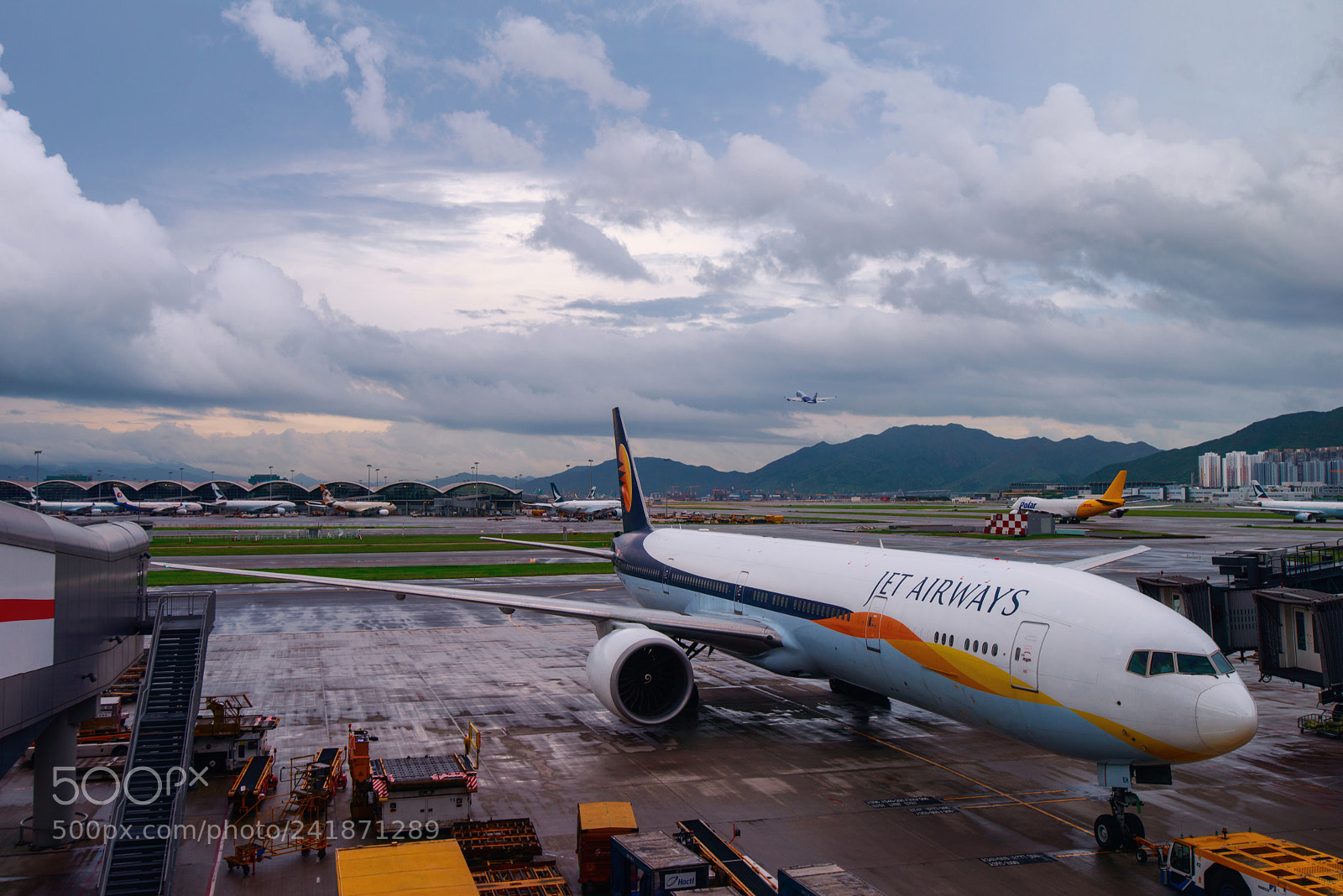 Nikon D810 sample photo. Chek lap kok airport photography