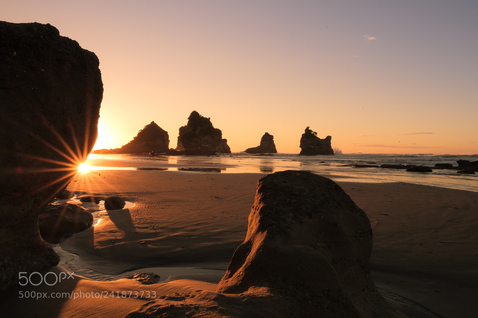 Fujifilm X-T2 sample photo. Sunset at motukiekie beach photography