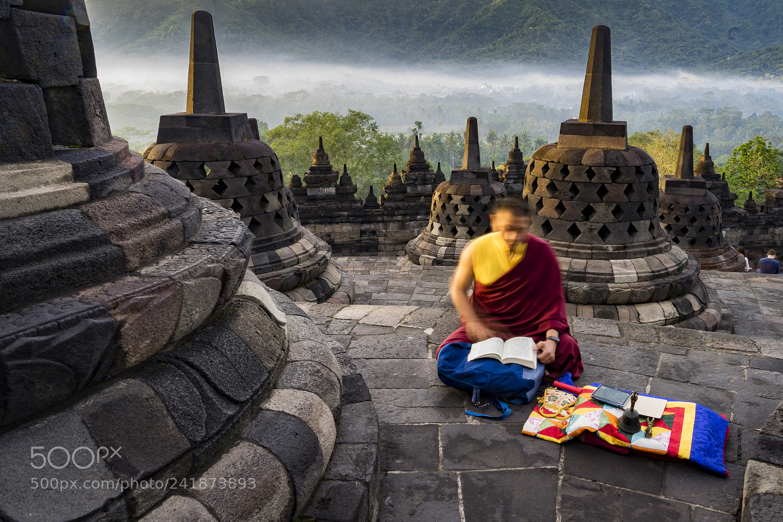 Sony a7 II sample photo. Morning prayer photography