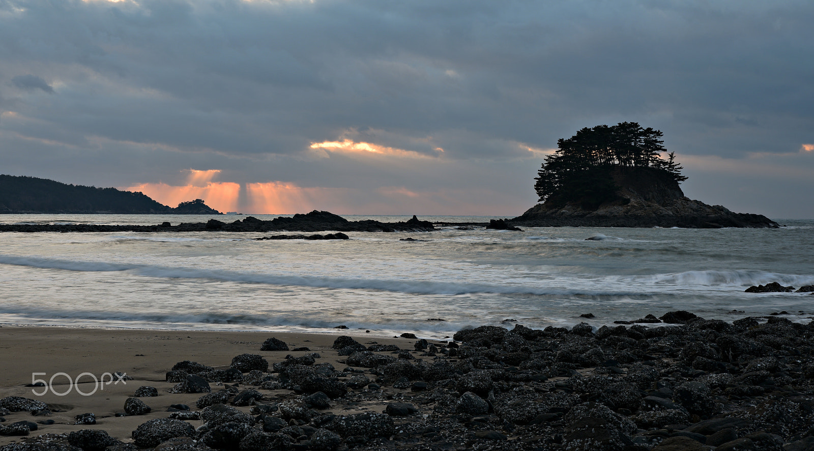 Tamron SP 24-70mm F2.8 Di VC USD sample photo. At the beach photography