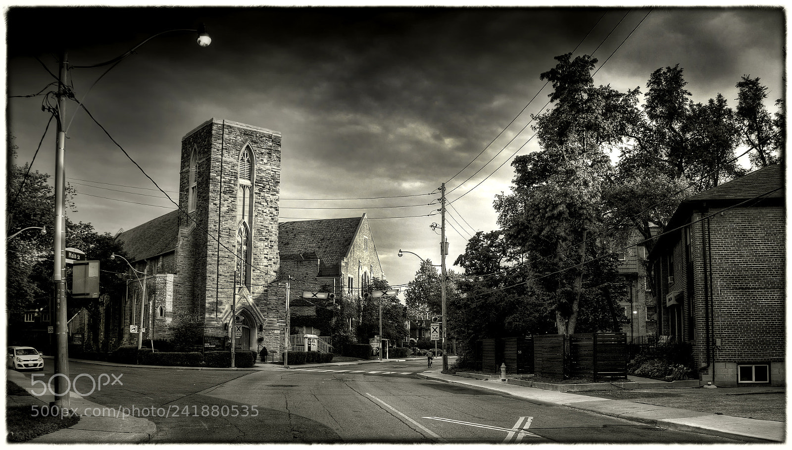 Olympus OM-D E-M10 II sample photo. Early morning church photography