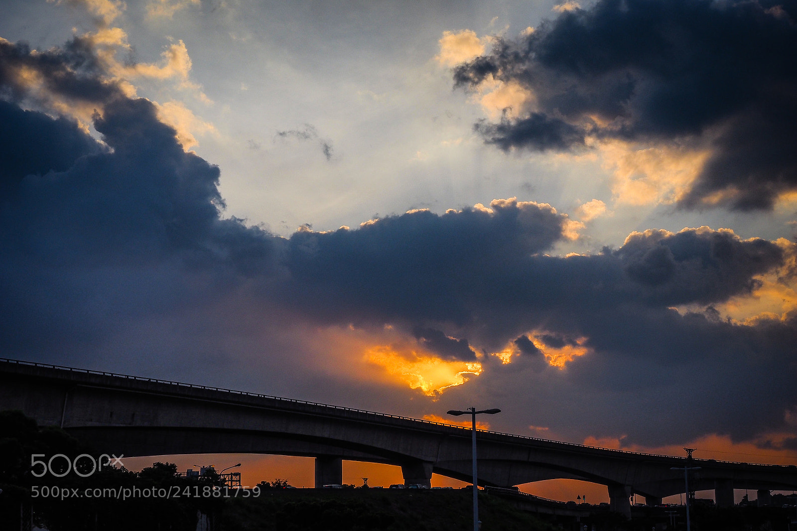 Olympus OM-D E-M1 sample photo. Sunset of riverside bikeway photography
