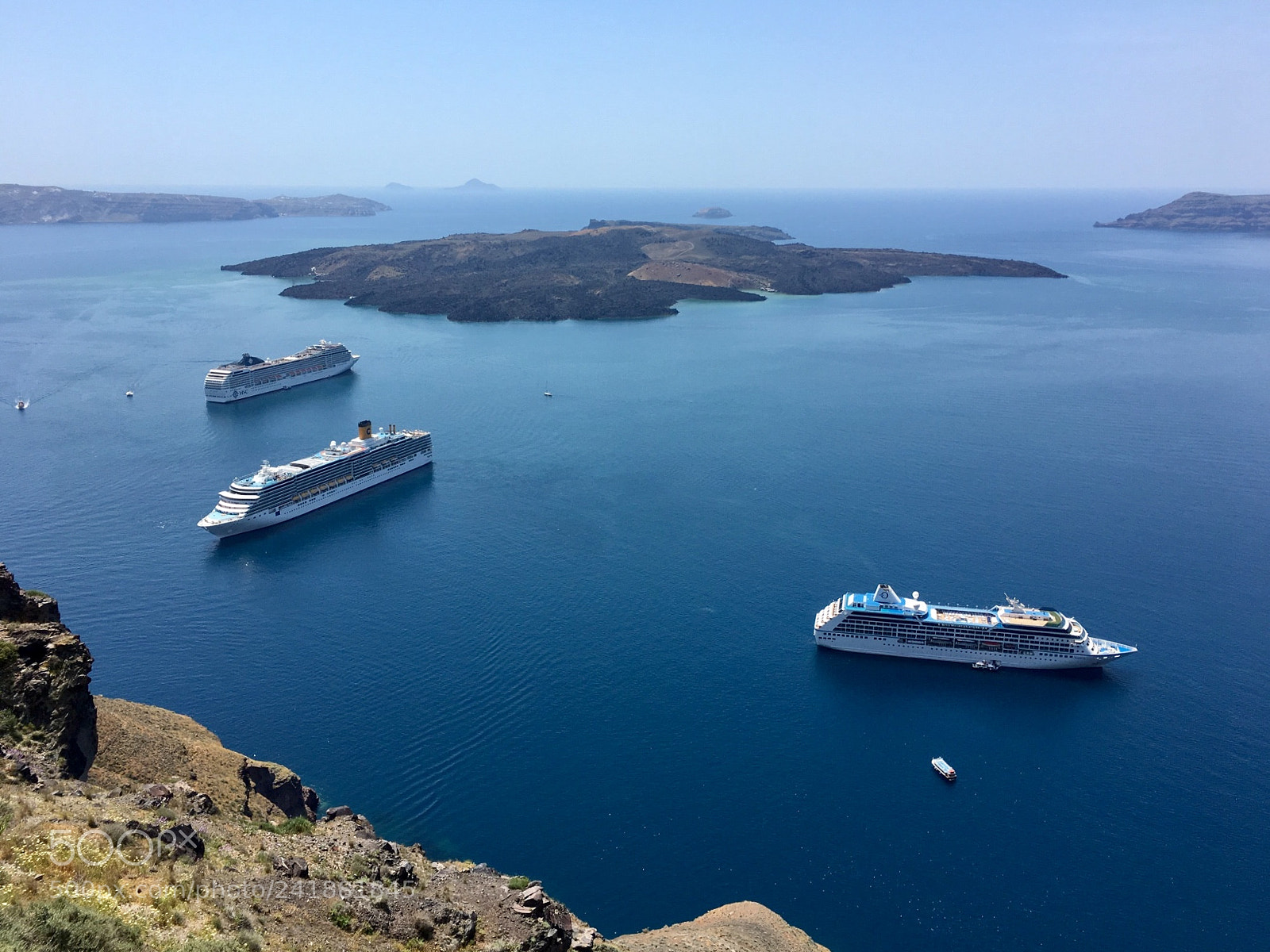 Apple iPhone 6s Plus sample photo. Cruise the blues away photography