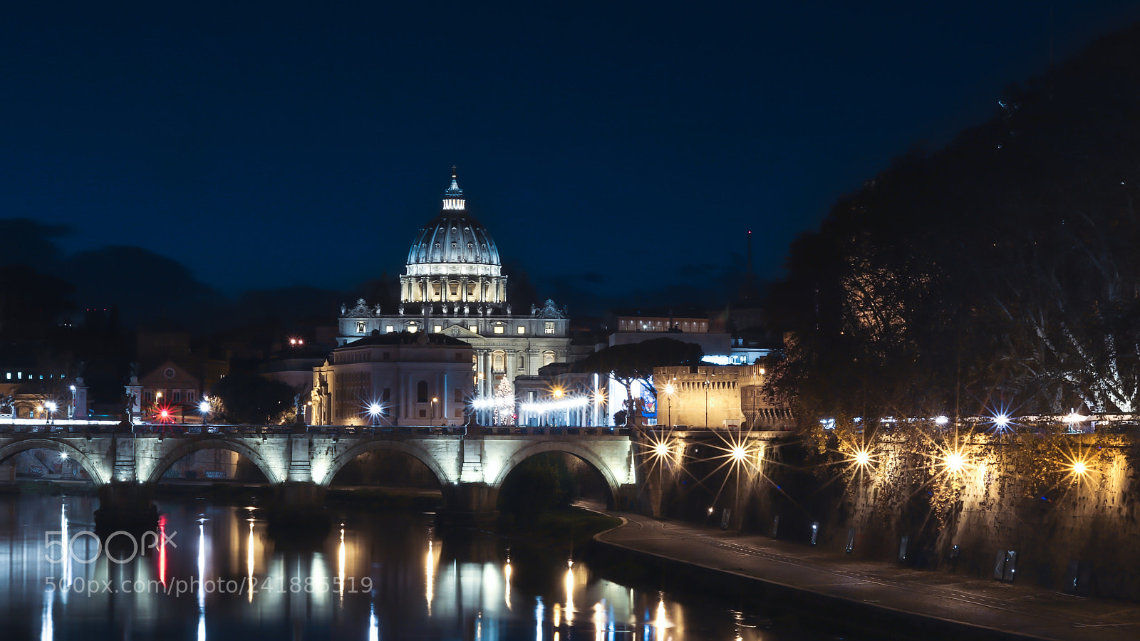 Canon EOS M5 sample photo. When in rome photography