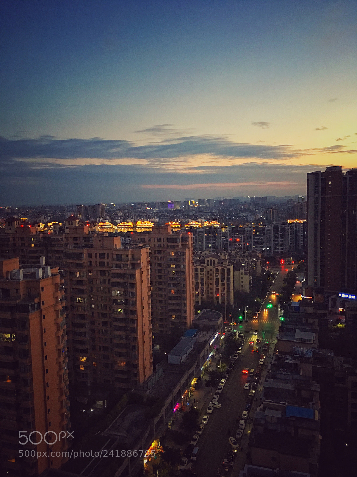 Apple iPhone SE sample photo. The night of guanghan photography