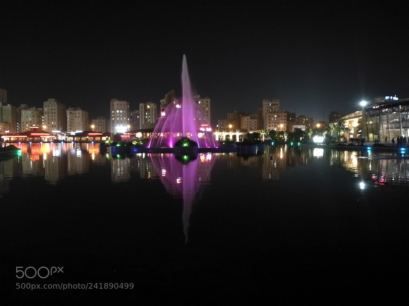HUAWEI Honor 8 sample photo. Pink fountain photography