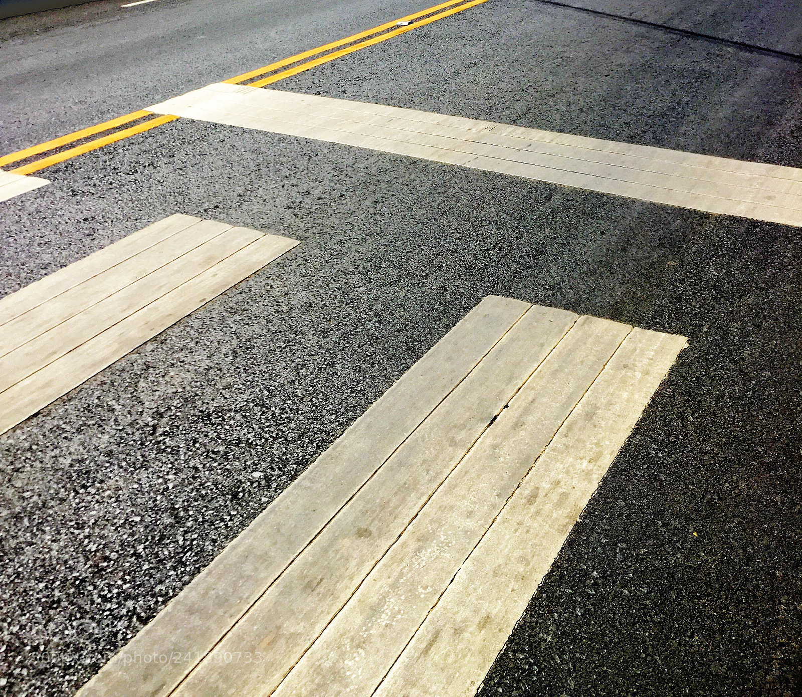 Apple iPhone 6 sample photo. The road photography