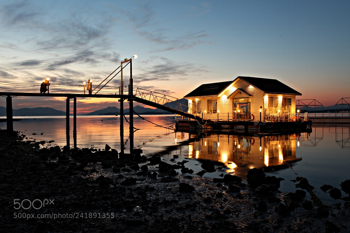 Canon EF 24-70mm F2.8L USM sample photo. Which sunset photography