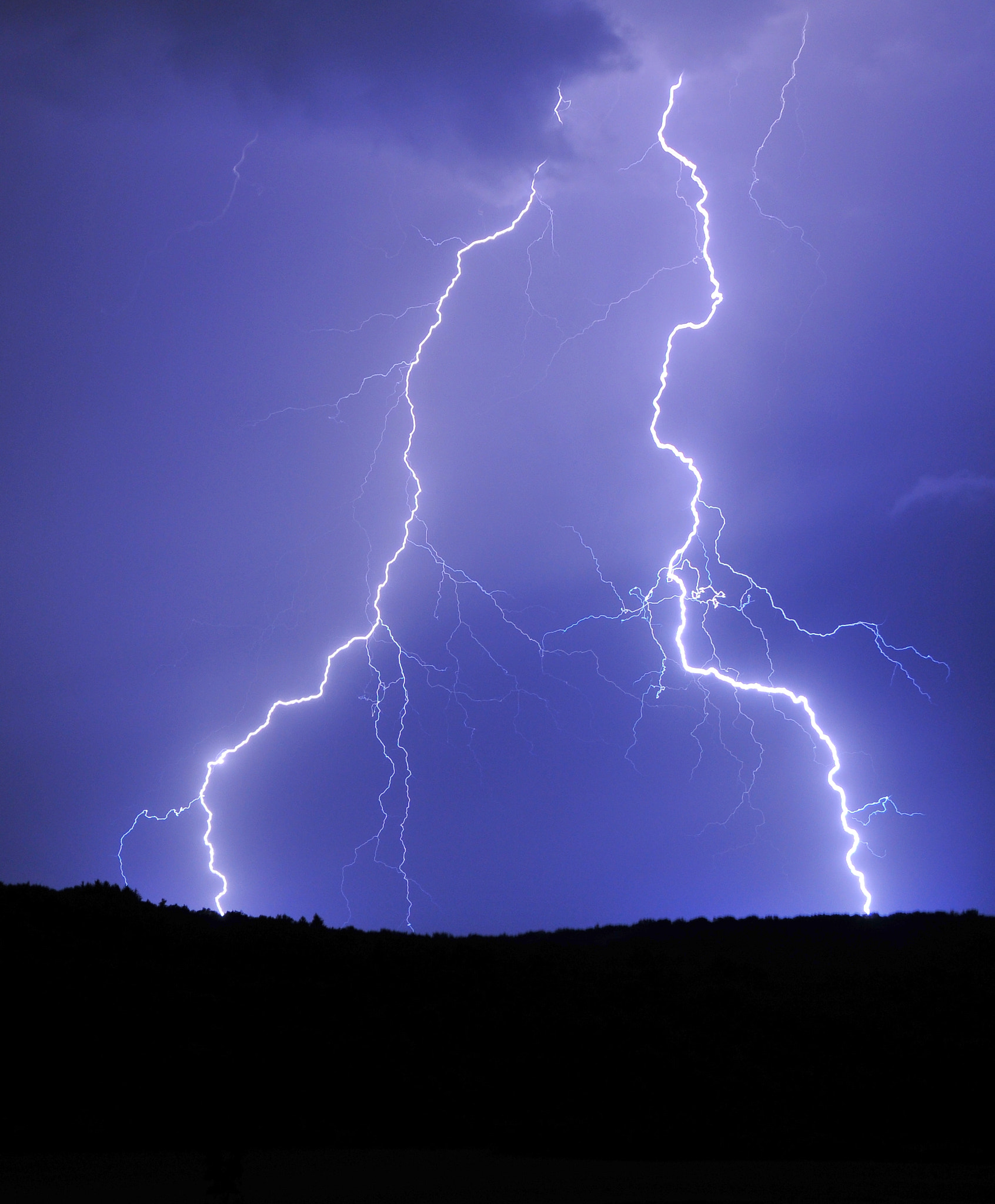 Nikon D300 sample photo. Storm photography