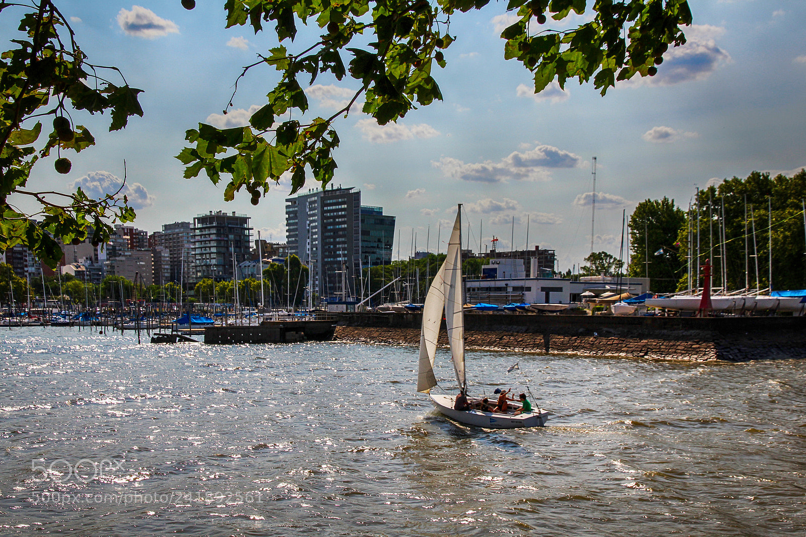 Canon EOS 1200D (EOS Rebel T5 / EOS Kiss X70 / EOS Hi) sample photo. Olivos sailing club photography