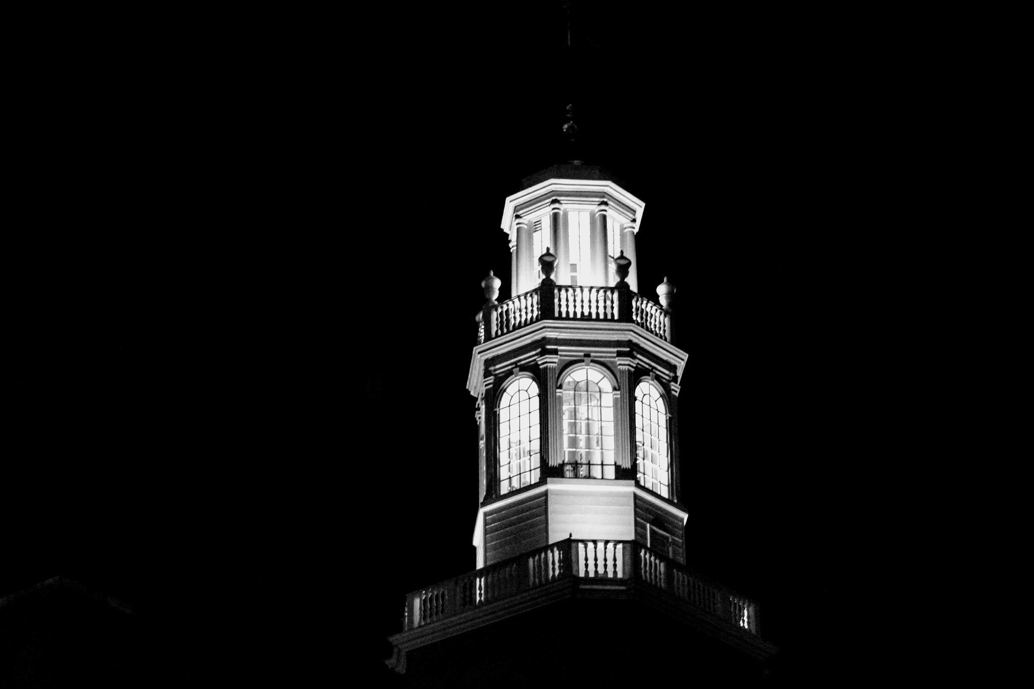 Canon EOS 1200D (EOS Rebel T5 / EOS Kiss X70 / EOS Hi) + EF75-300mm f/4-5.6 sample photo. ..beacon.. photography