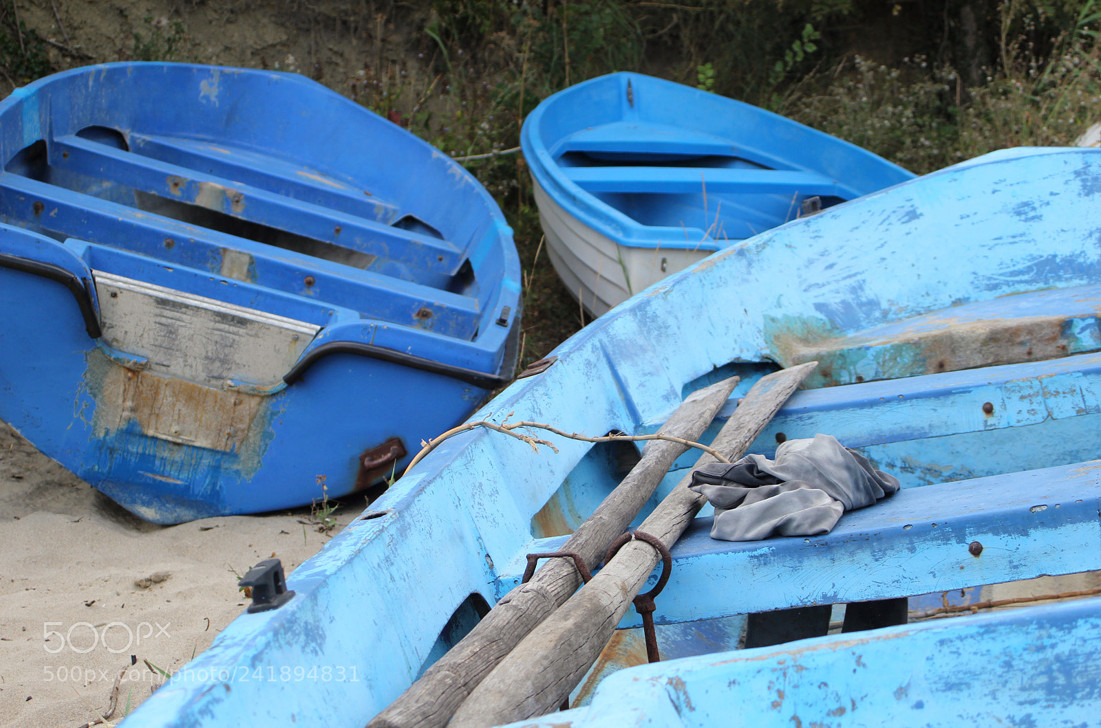 Canon EOS 550D (EOS Rebel T2i / EOS Kiss X4) sample photo. Old possessions of the photography