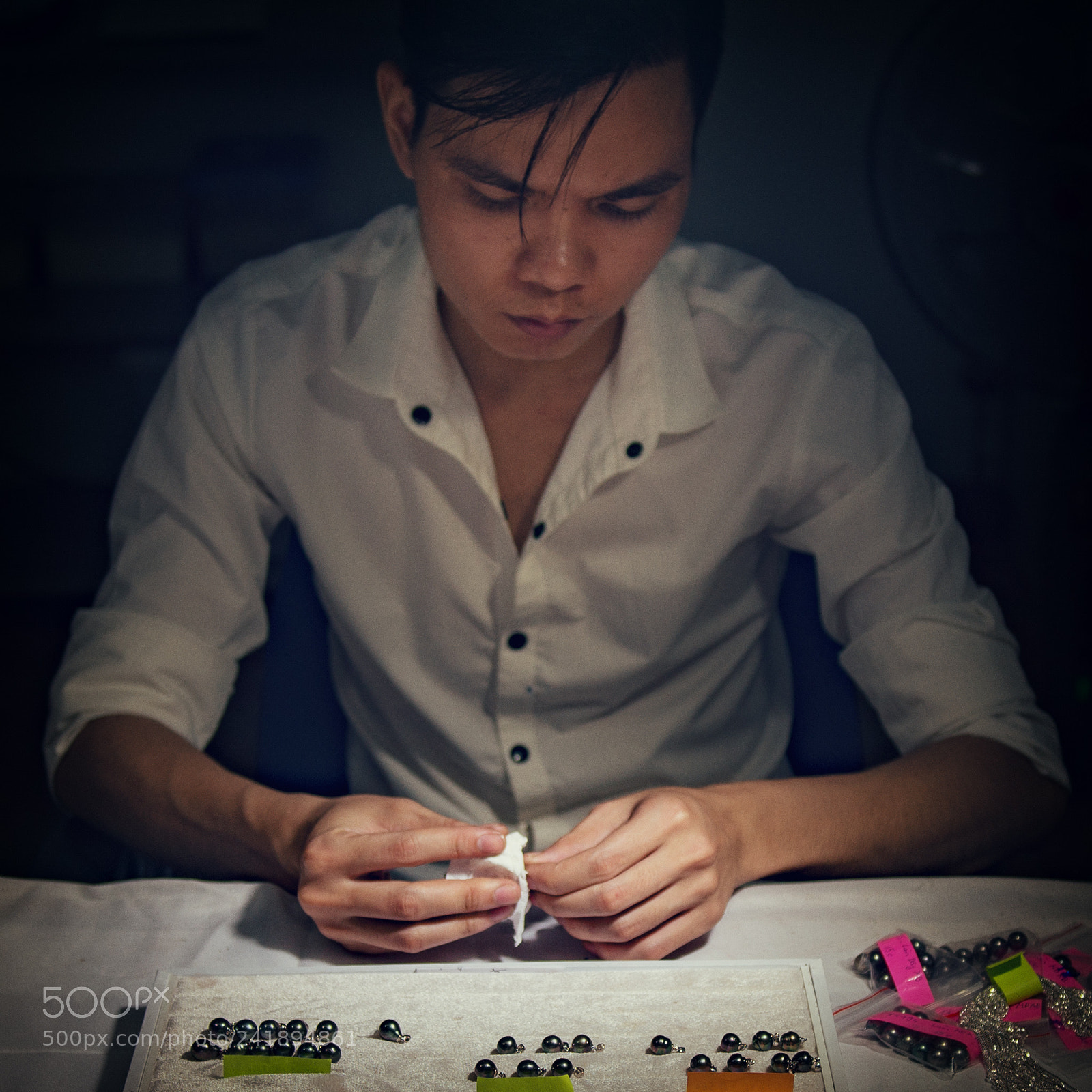 Nikon D600 sample photo. Pearl inspection photography