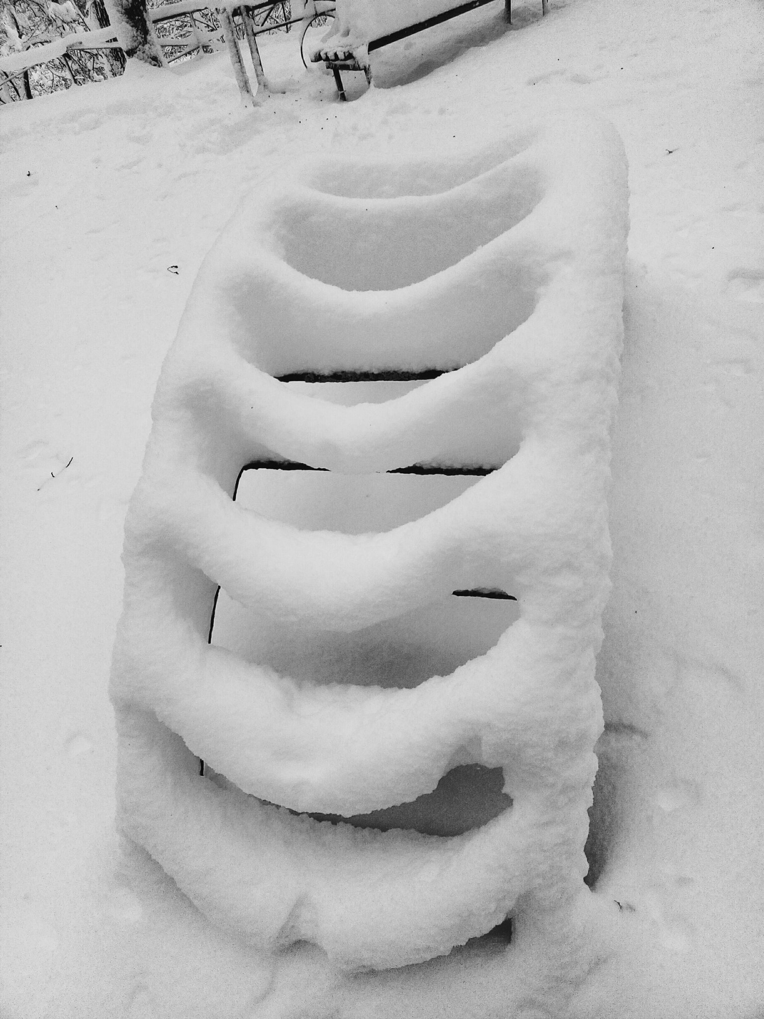 Meizu M5c sample photo. Snow shapes photography