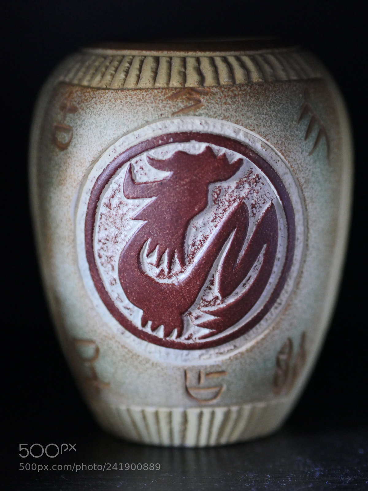 Panasonic Lumix DMC-GX8 sample photo. Vase photography