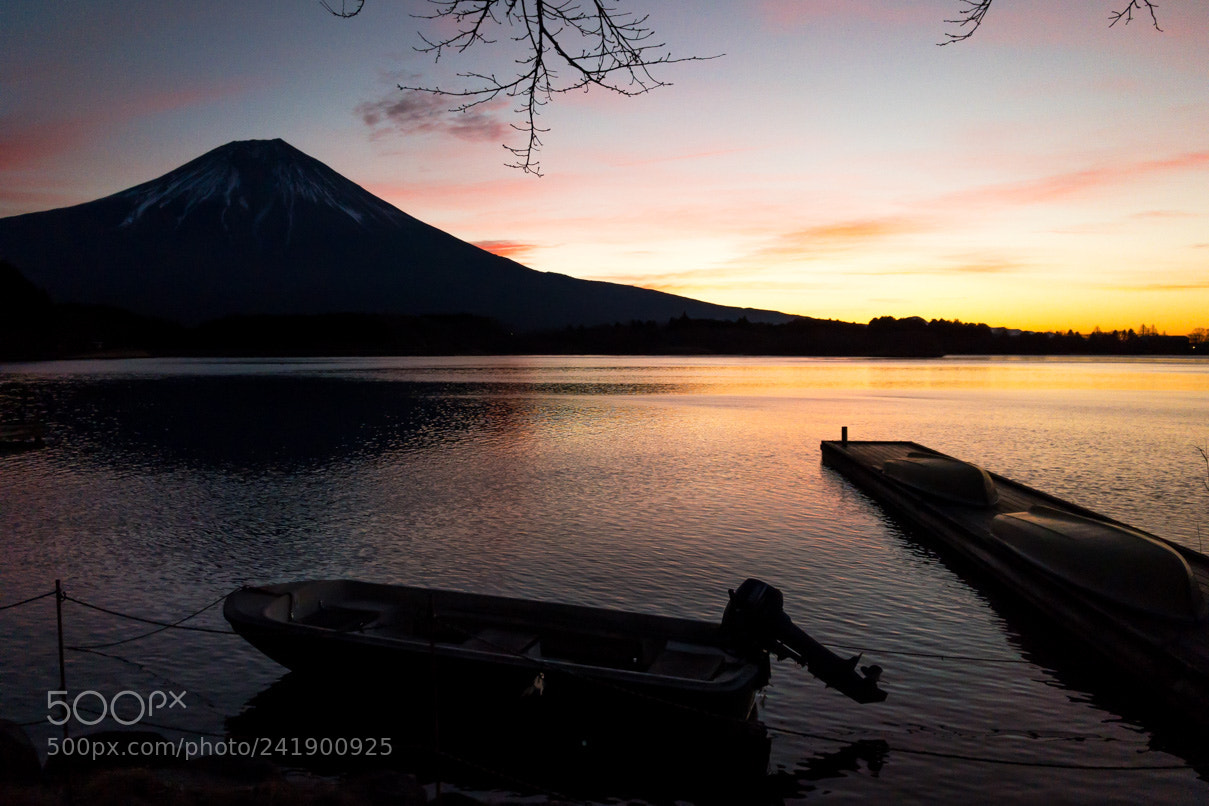 Apple iPhone 7 sample photo. Dawn at mount fuji photography