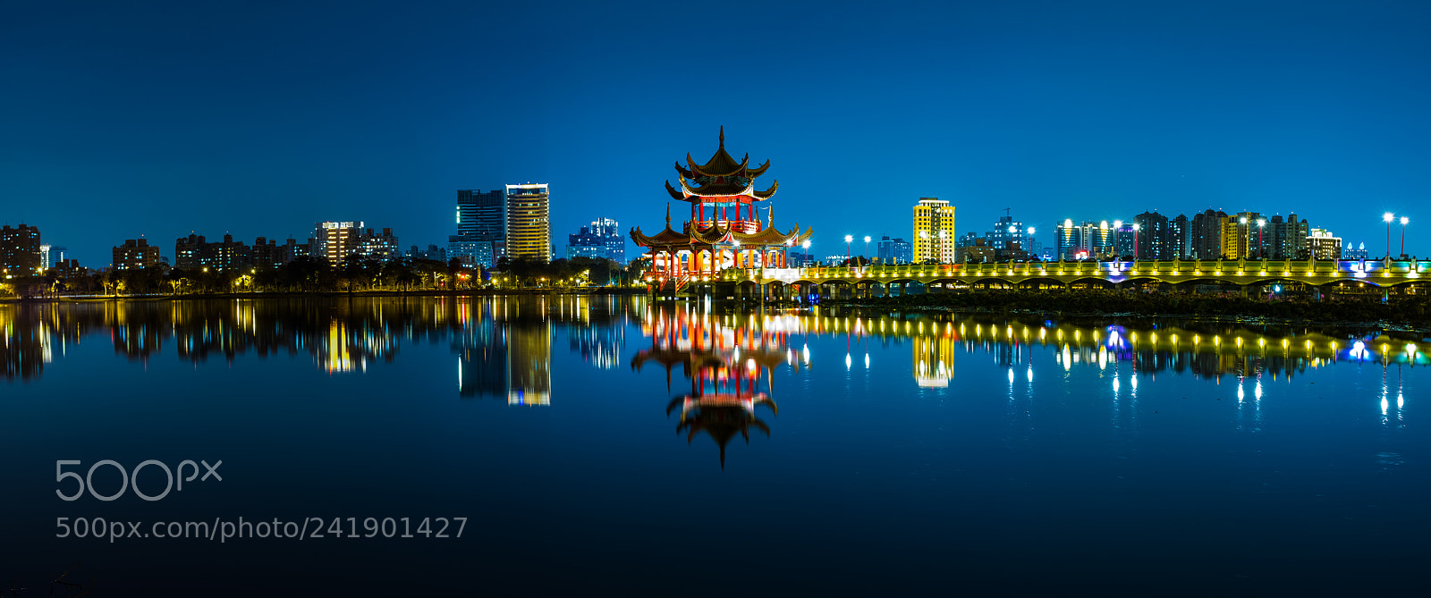 Fujifilm X100F sample photo. Kaohsiung, taiwan spring and photography