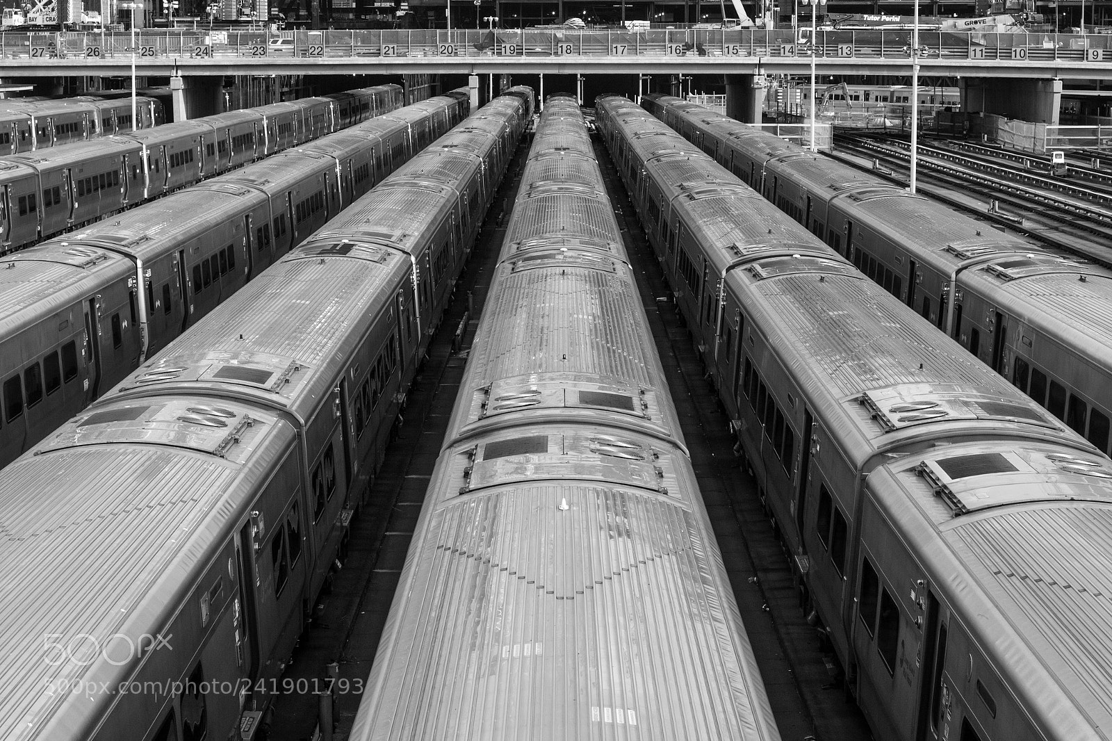Canon EOS 60D sample photo. 7000 cars in nyc photography