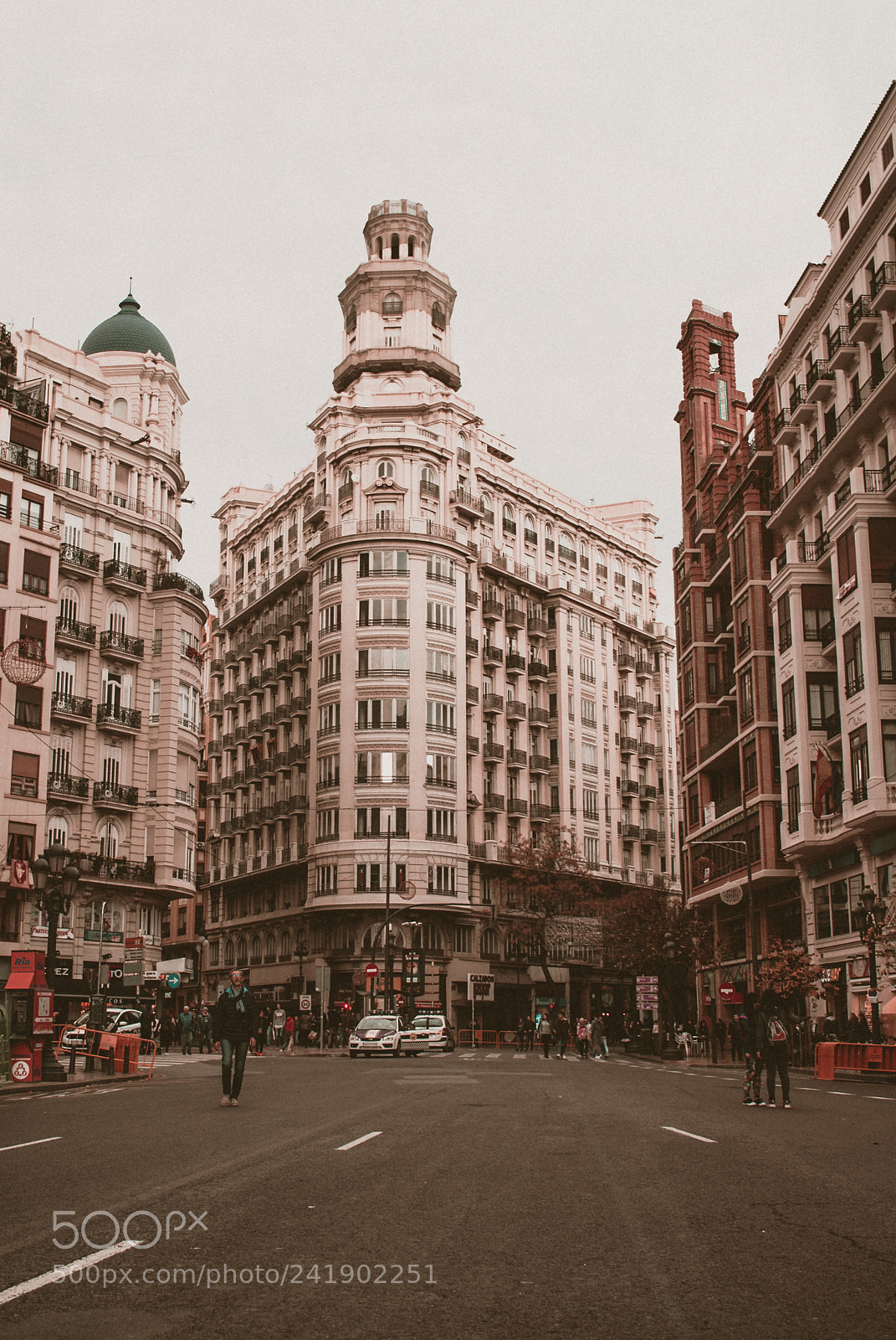 Nikon D3000 sample photo. Plaza del ayuntamiento photography