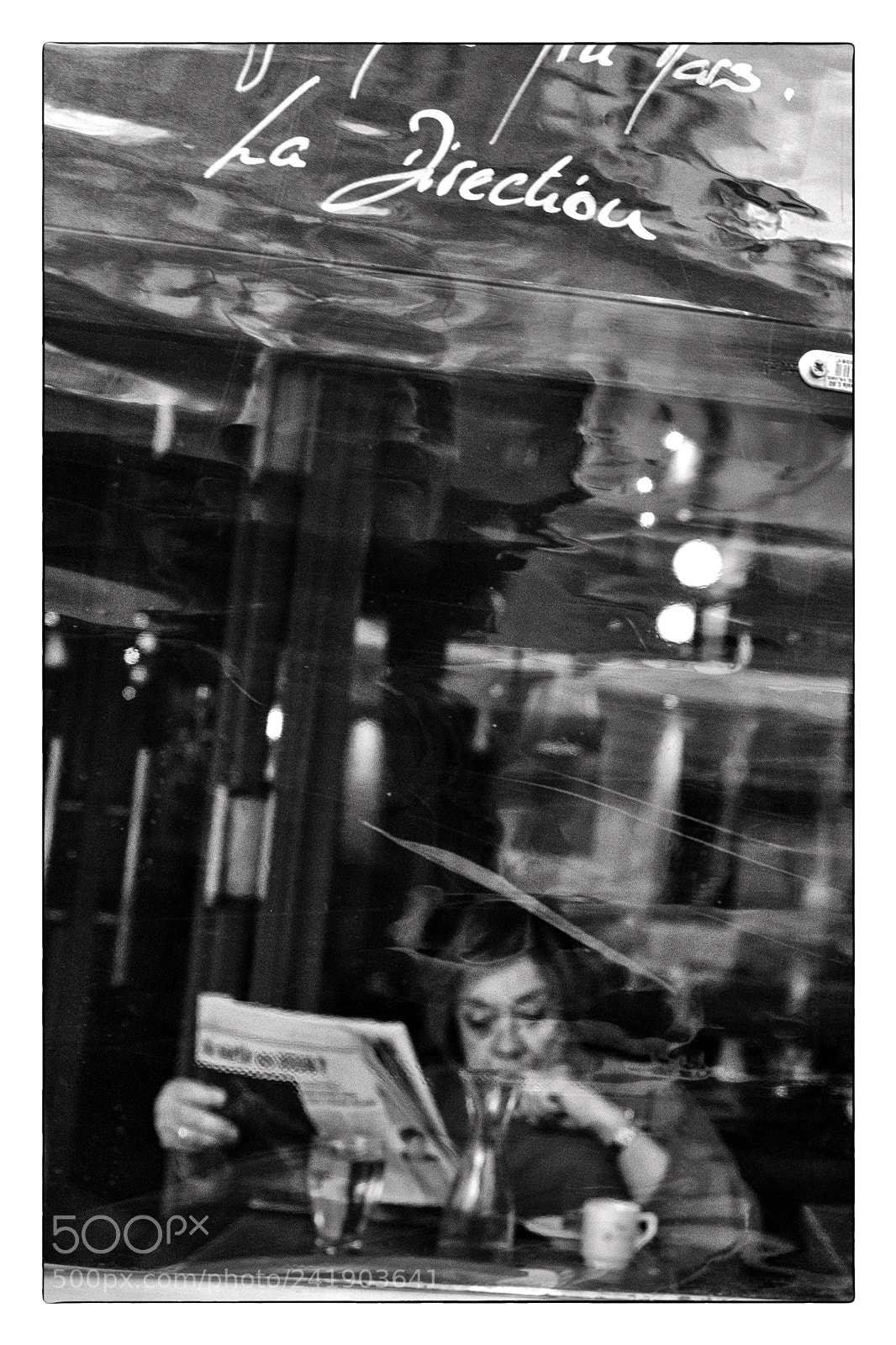 Fujifilm X100F sample photo. La direction photography