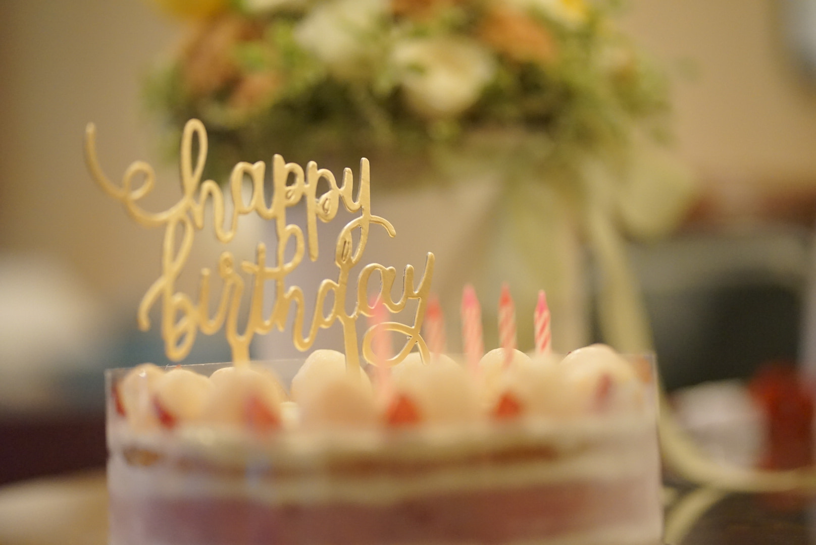 ZEISS Batis 85mm F1.8 sample photo. Happy birthday to whoever is celebrating right now☺️🎂🎉 photography