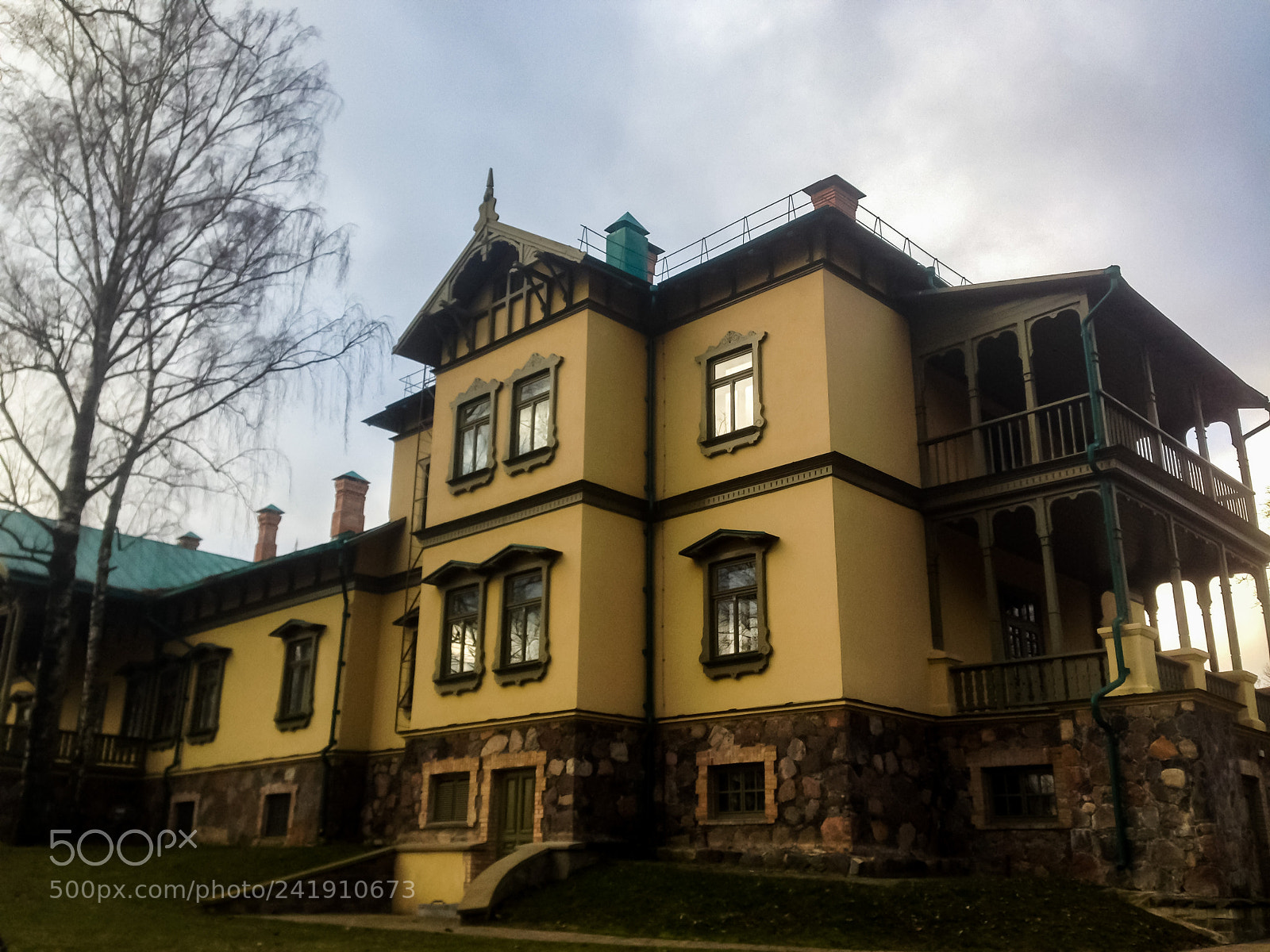 Apple iPhone 5 sample photo. Chizhevsky estate (3.2) photography