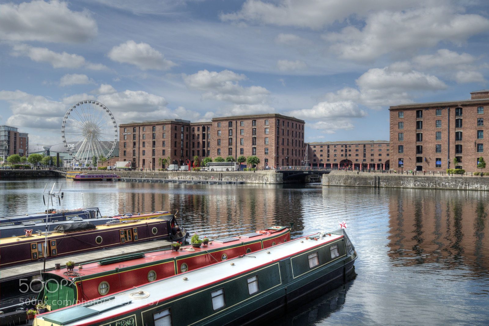 Nikon D90 sample photo. Albert dock photography