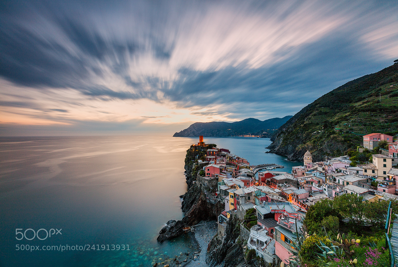 Canon EOS 5DS sample photo. Italy: vernazza motion photography