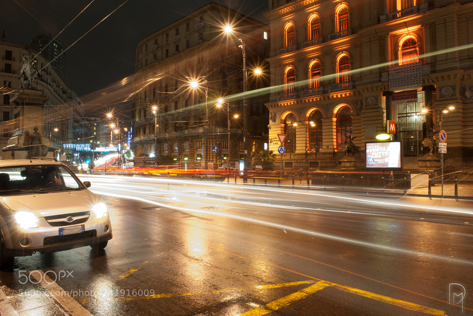 Nikon D3000 sample photo. Urban spirits photography