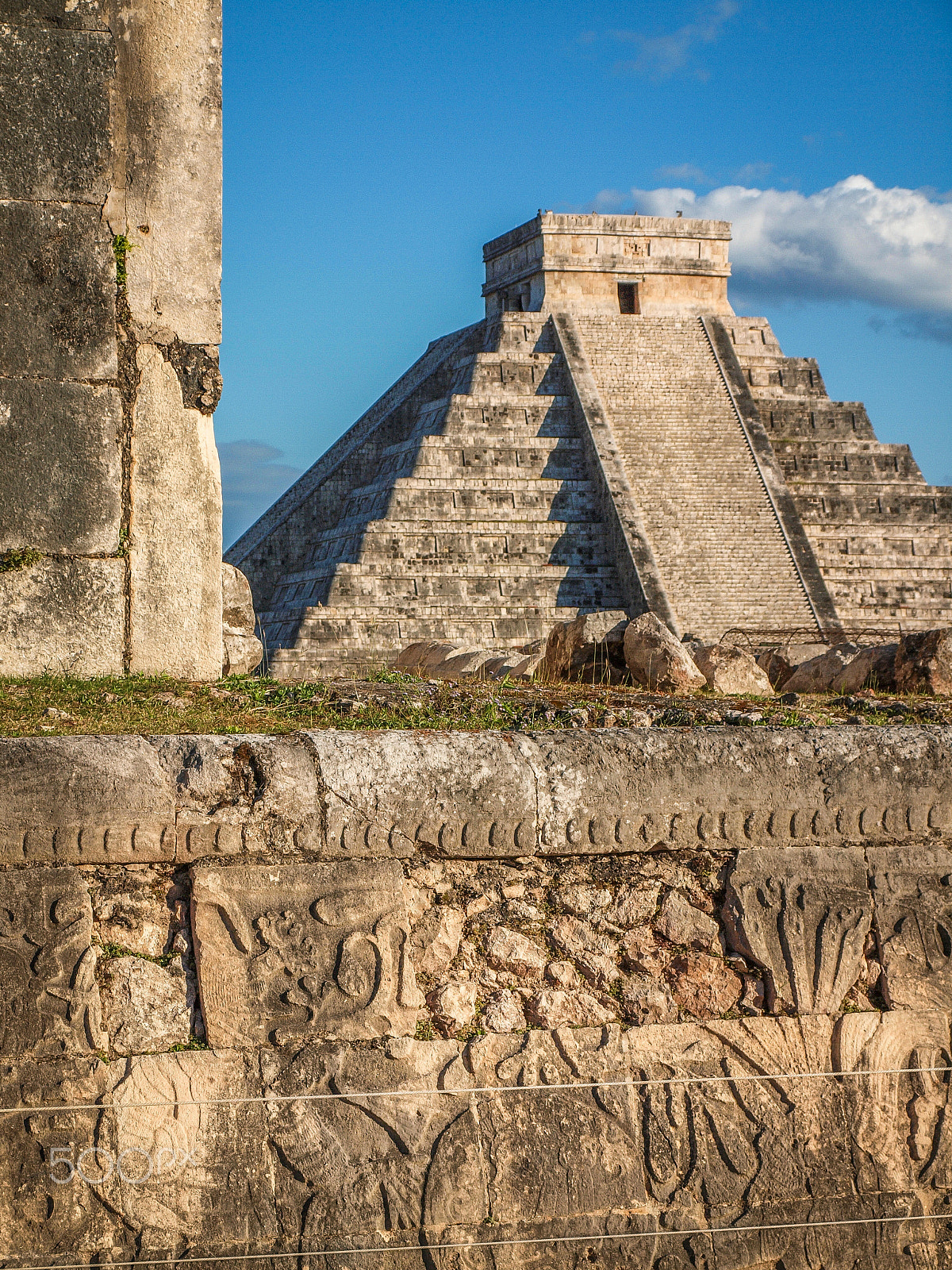 Olympus E-600 (EVOLT E-600) sample photo. El castillo - chichén itzá photography