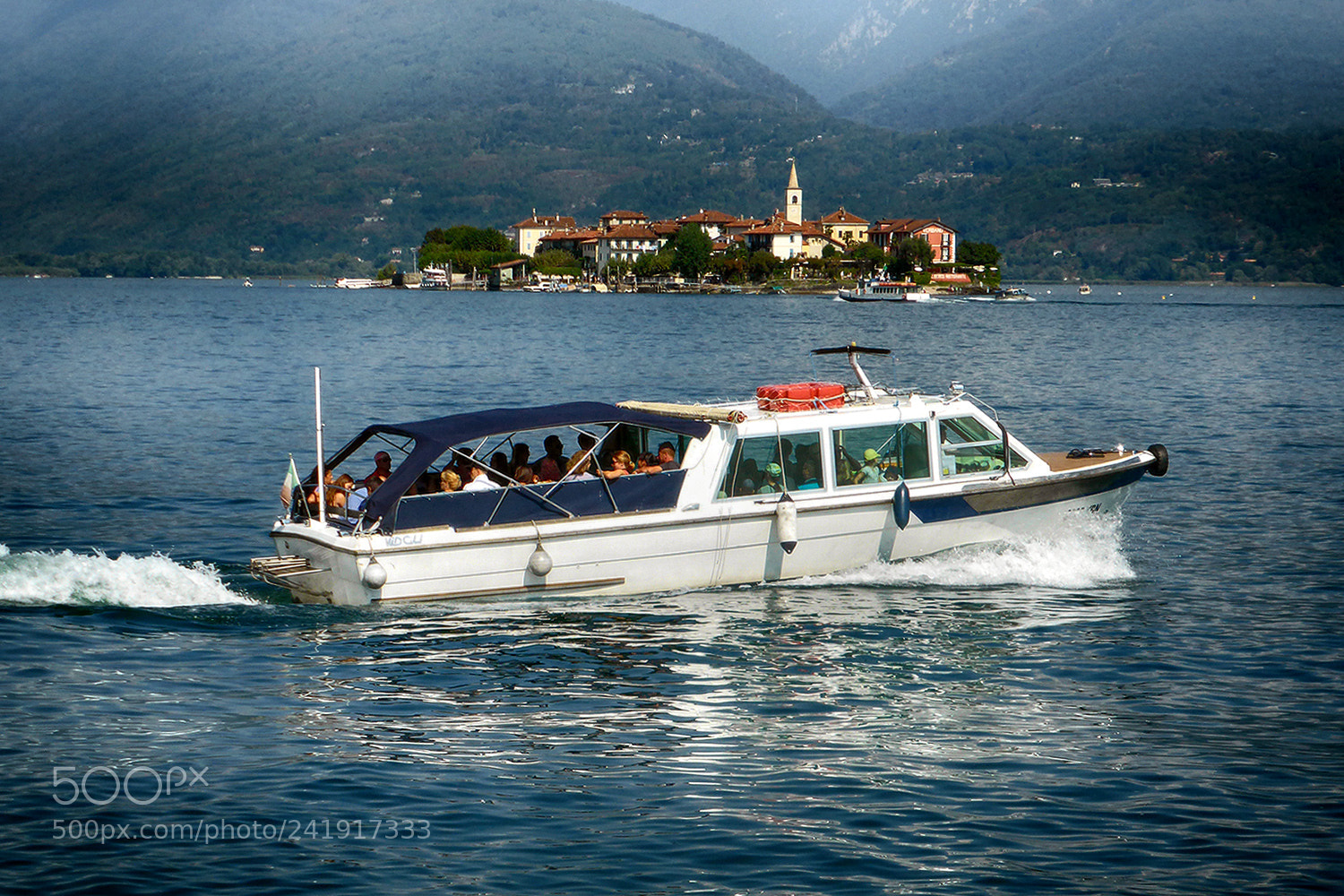 Panasonic Lumix DMC-ZS30 (Lumix DMC-TZ40) sample photo. Lago maggiore photography