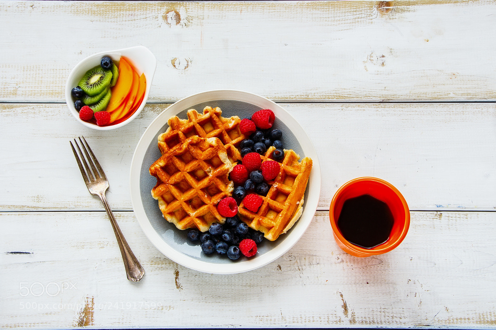 Canon EOS 700D (EOS Rebel T5i / EOS Kiss X7i) sample photo. Breakfast set with waffles photography