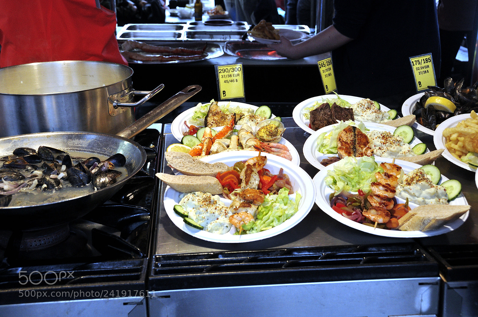 Nikon D90 sample photo. Fish market of bergen photography