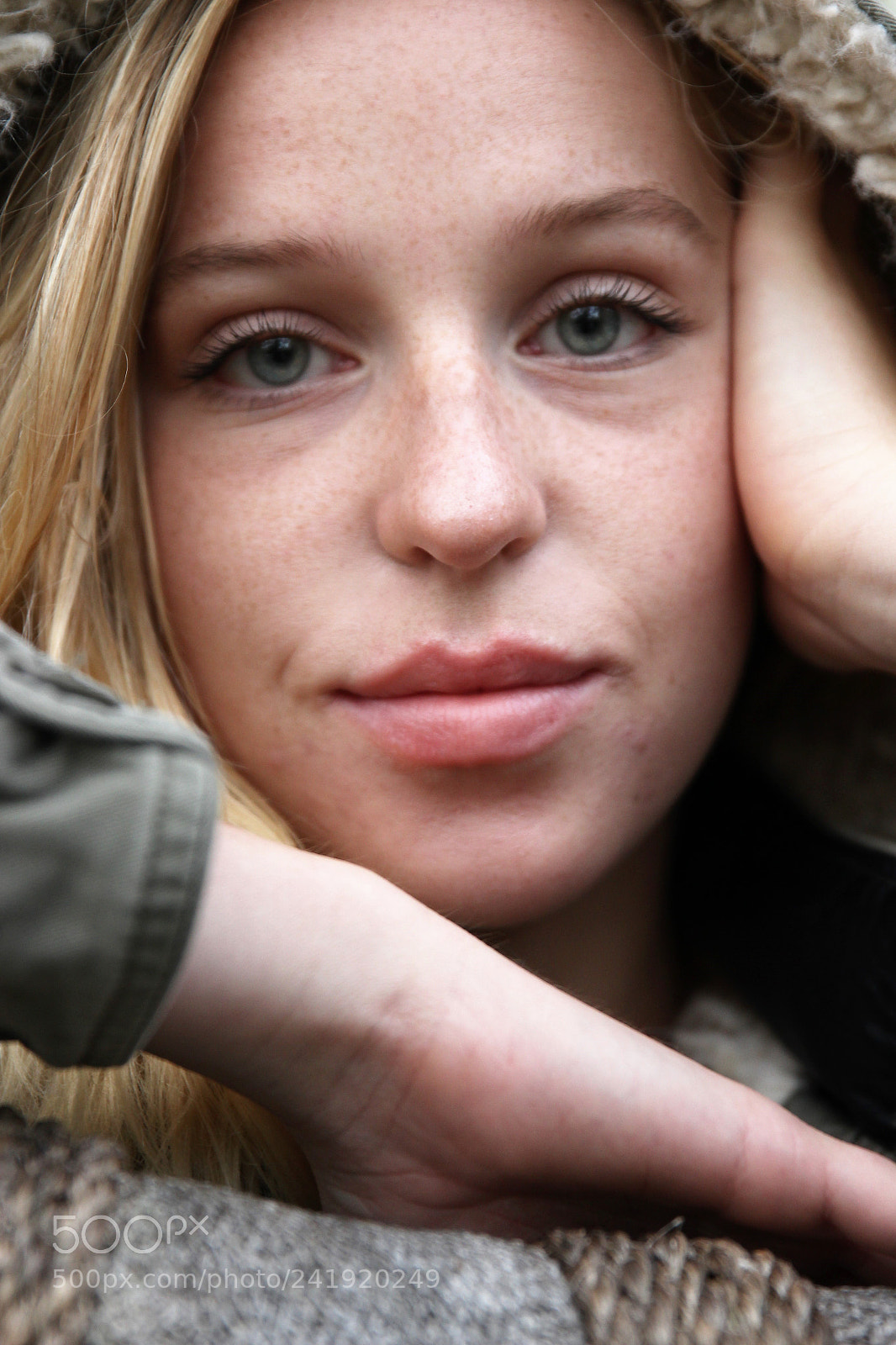 Canon EOS 600D (Rebel EOS T3i / EOS Kiss X5) sample photo. My first shoot photography